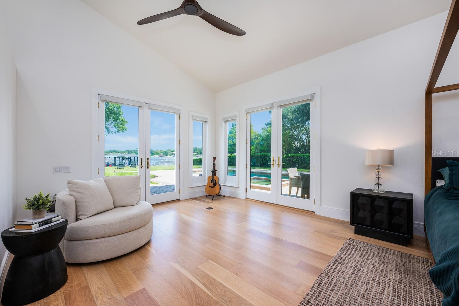 RIVER OAKS - Residential