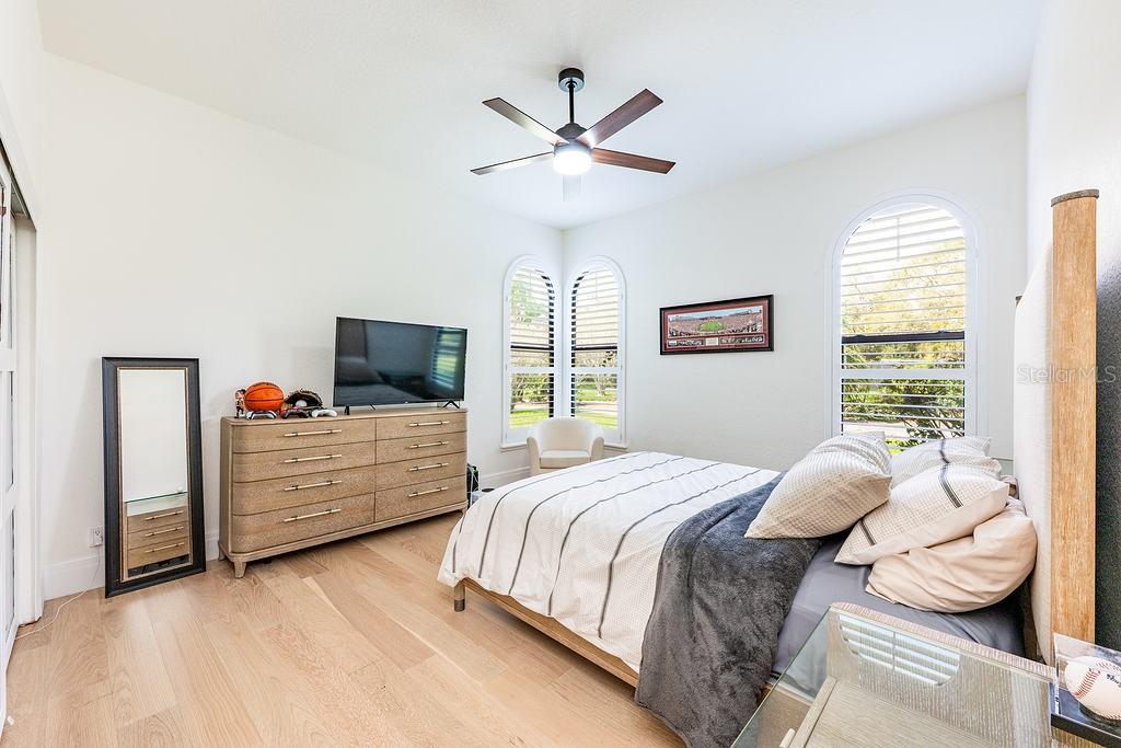 RIVER OAKS - Residential