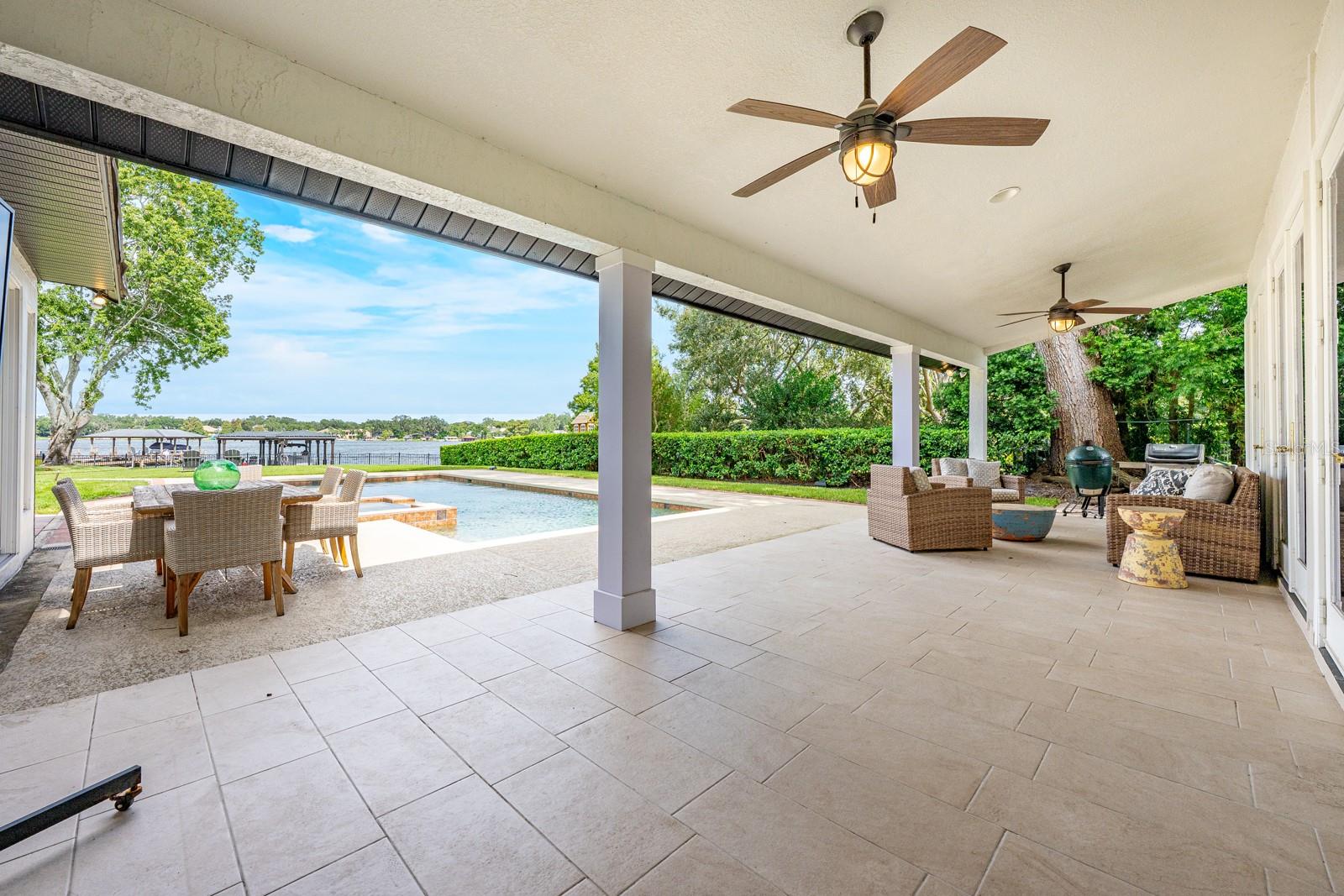 RIVER OAKS - Residential