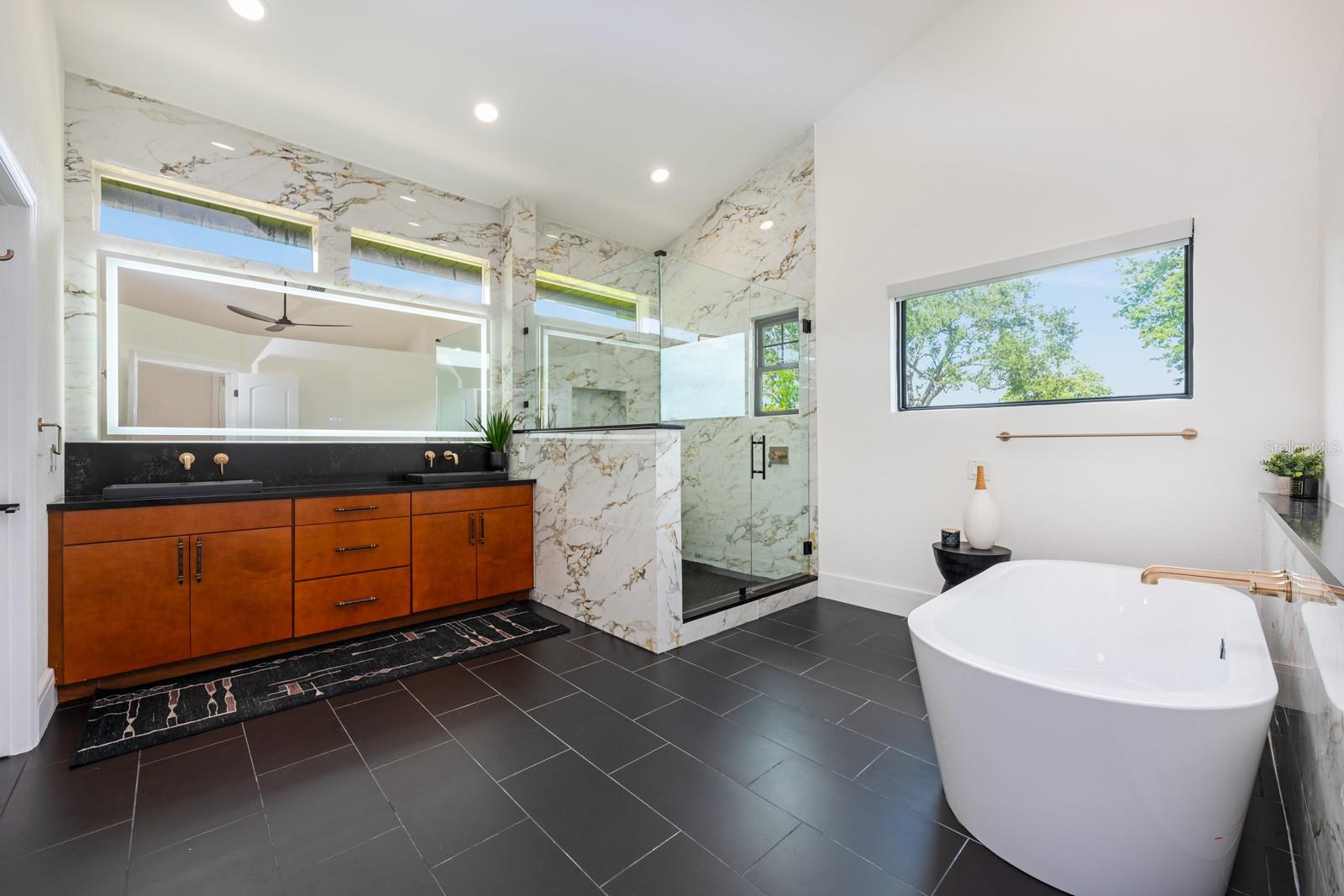 RIVER OAKS - Residential