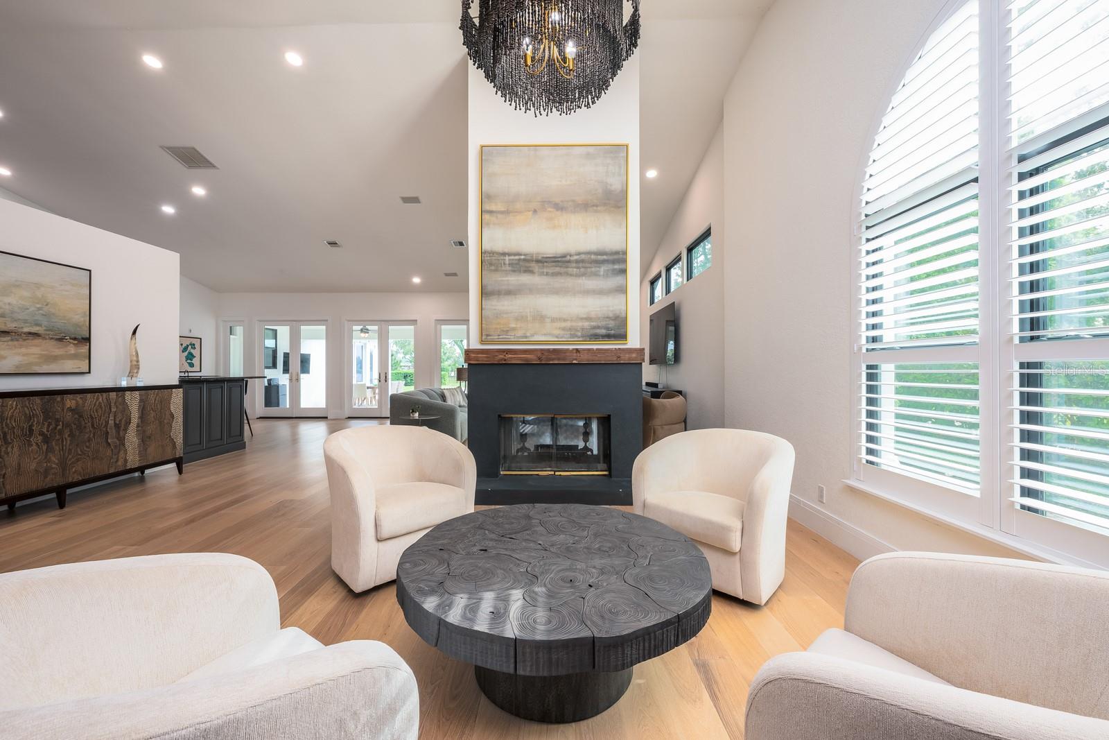 RIVER OAKS - Residential