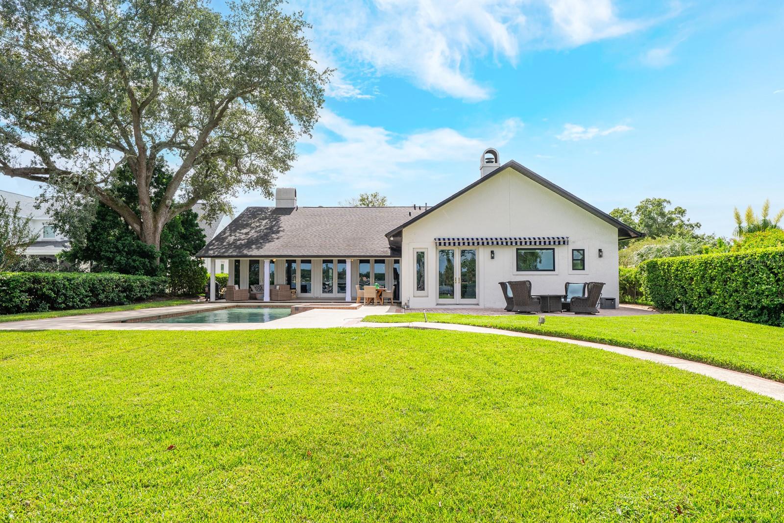 RIVER OAKS - Residential