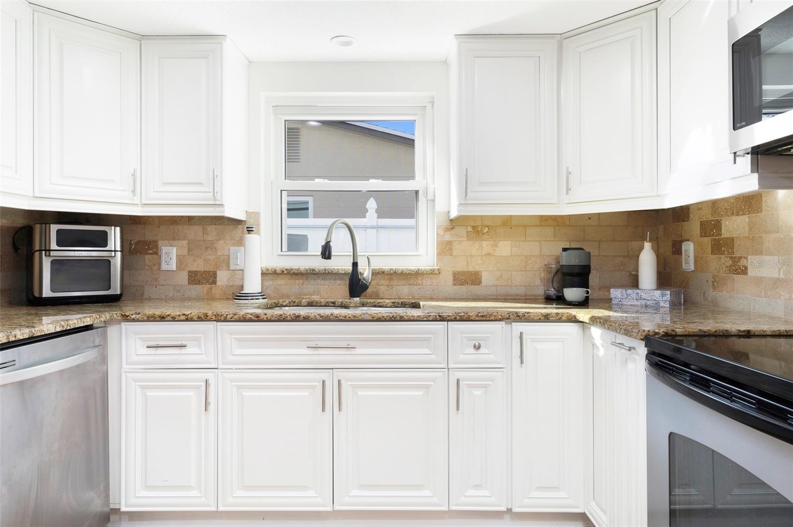 SEMINOLE HILLS - Residential