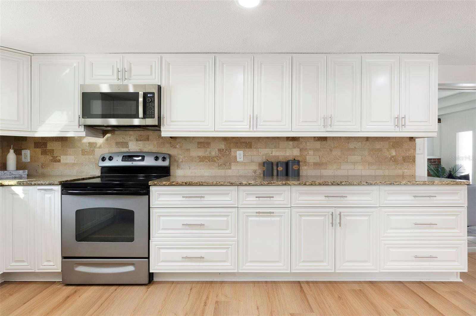 SEMINOLE HILLS - Residential