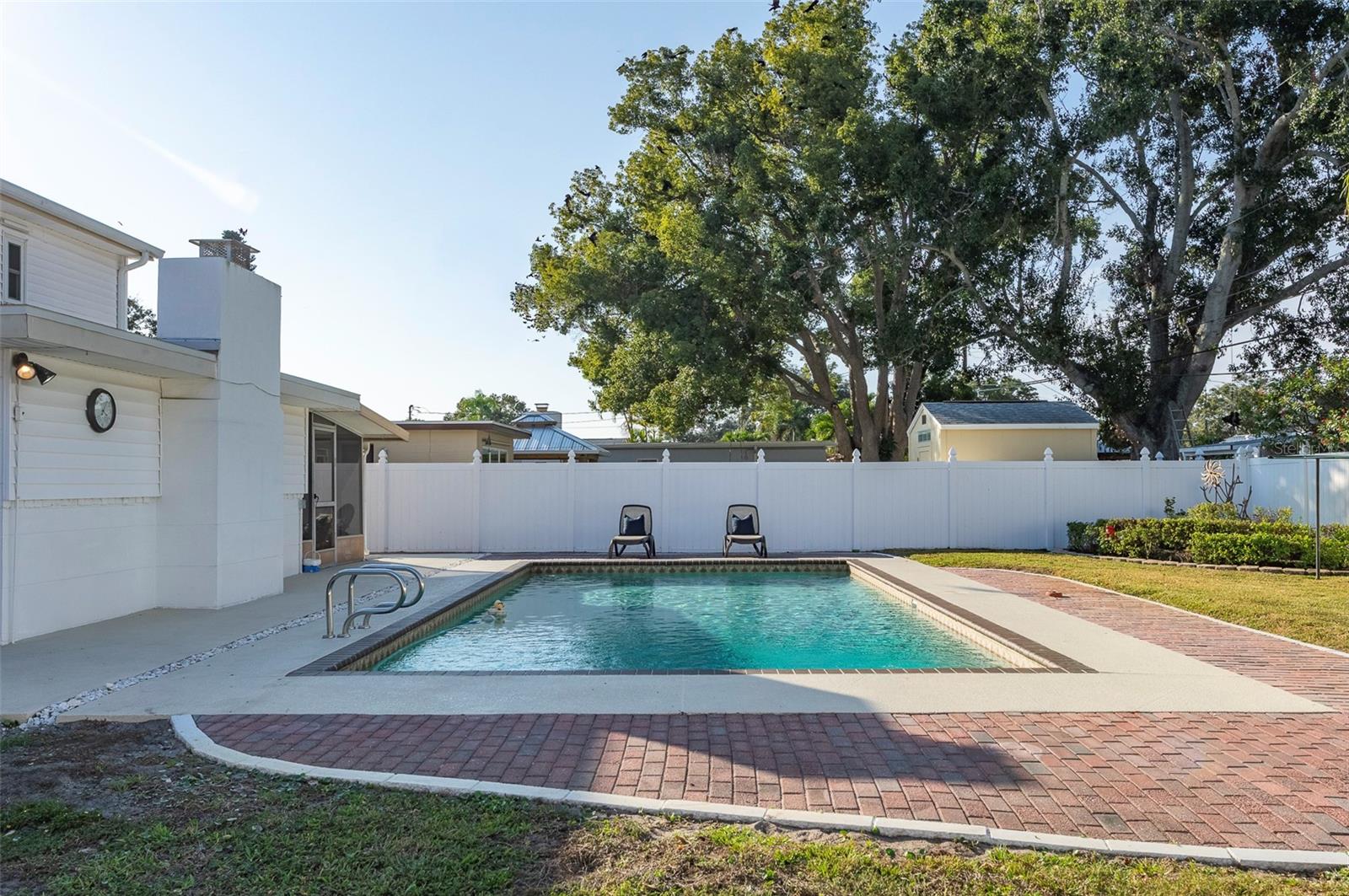 SEMINOLE HILLS - Residential