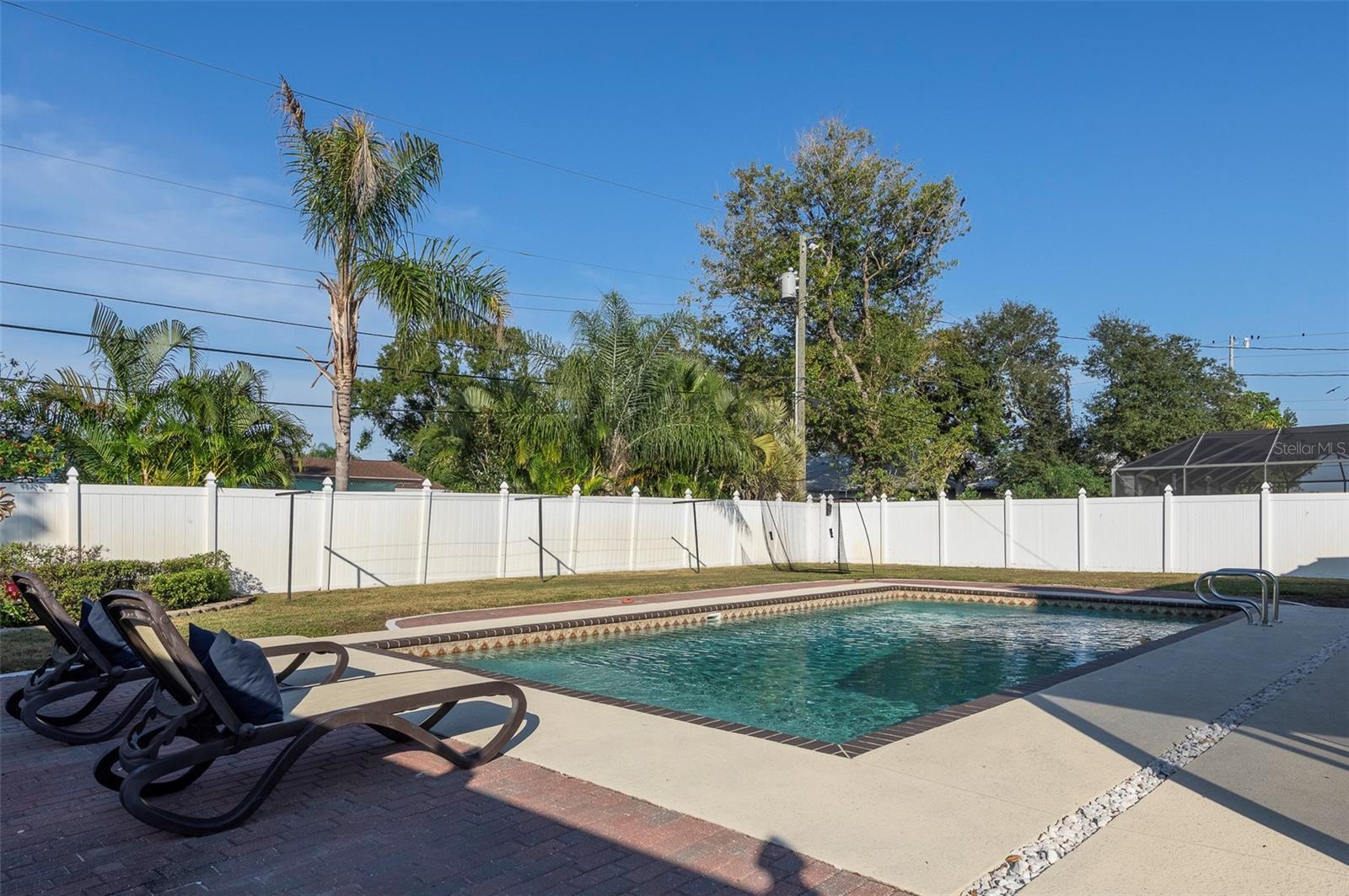 SEMINOLE HILLS - Residential