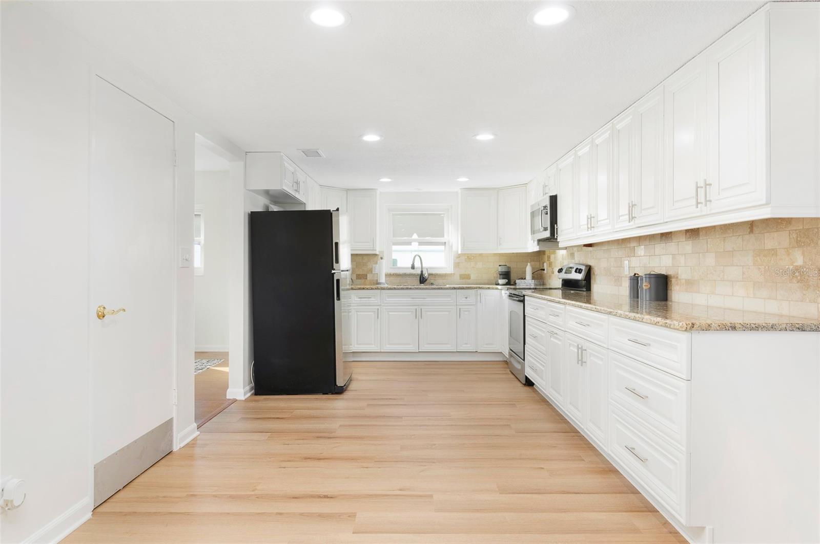 SEMINOLE HILLS - Residential