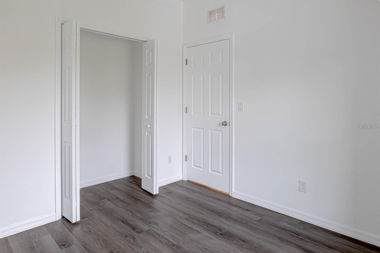 PORT MALABAR UNIT 25 - Residential Lease