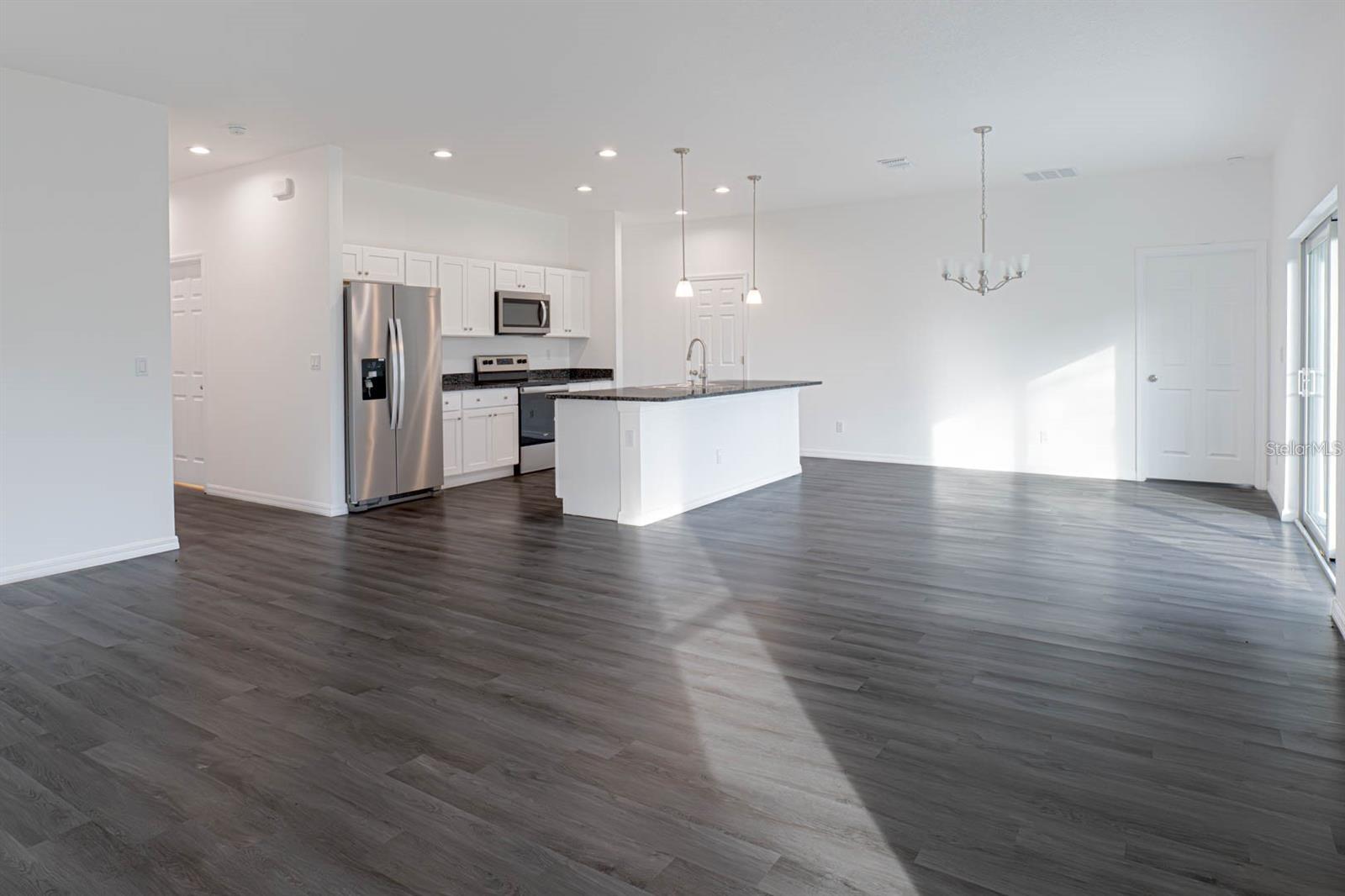 PORT MALABAR UNIT 25 - Residential Lease