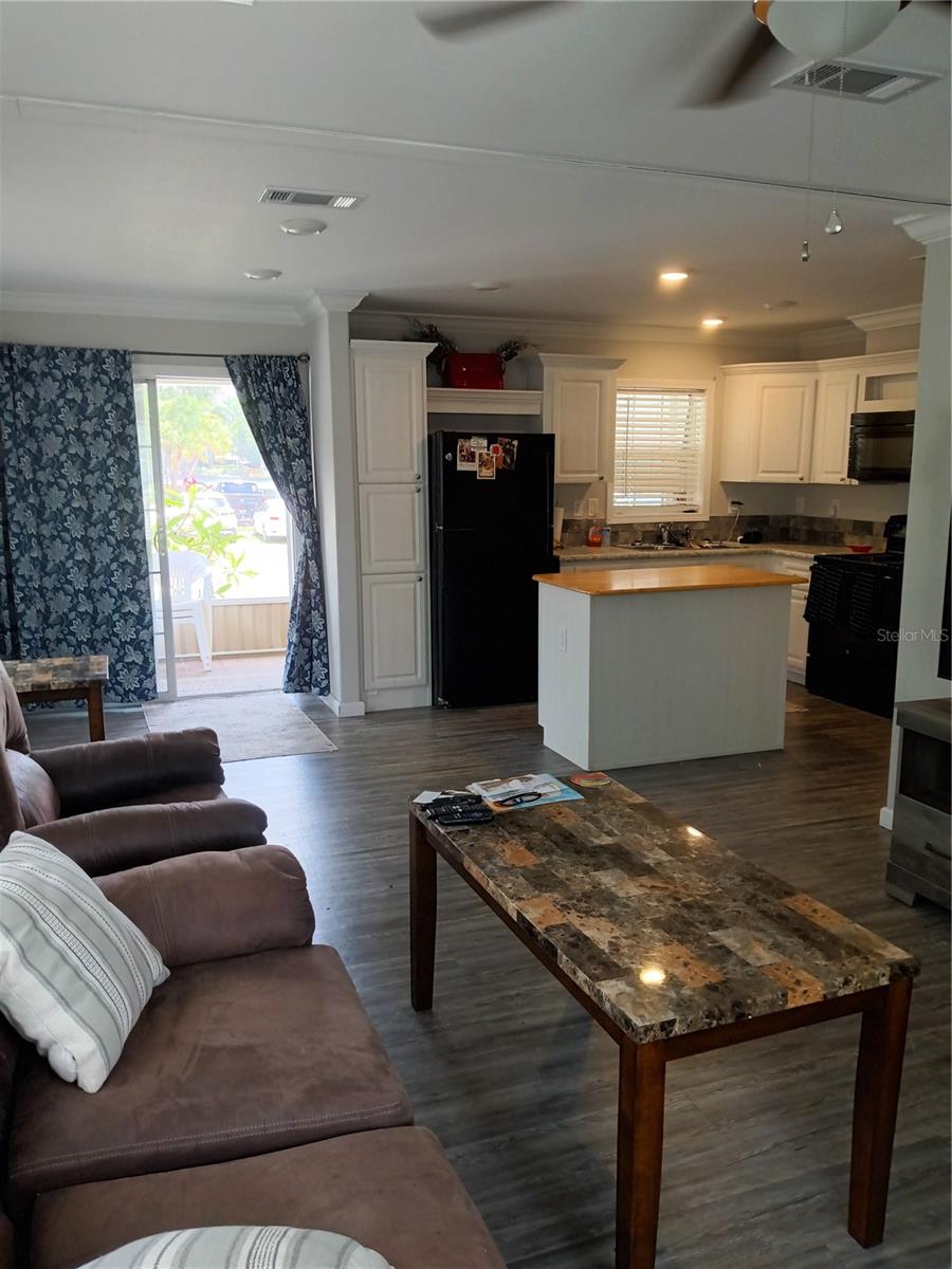 LAKE COMO CLUB RESIDENCE COOP - Residential