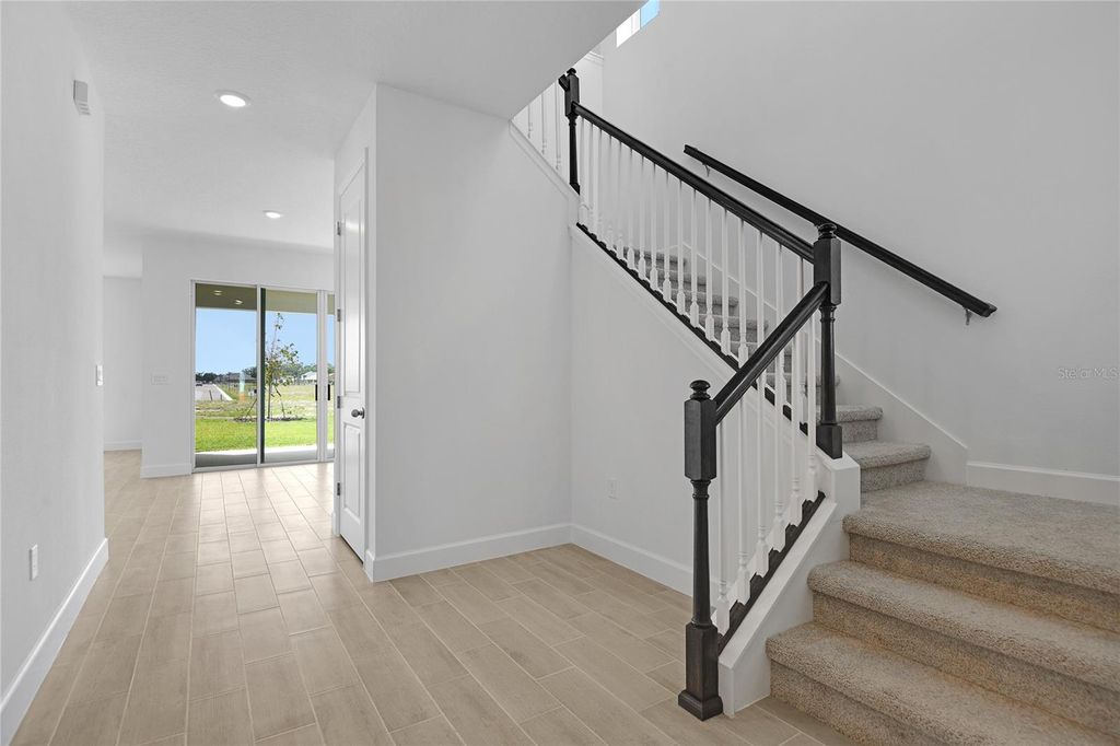 Photo of 5948 Jensen View Avenue, Apollo Beach, FL 33572 (MLS # S5116930)