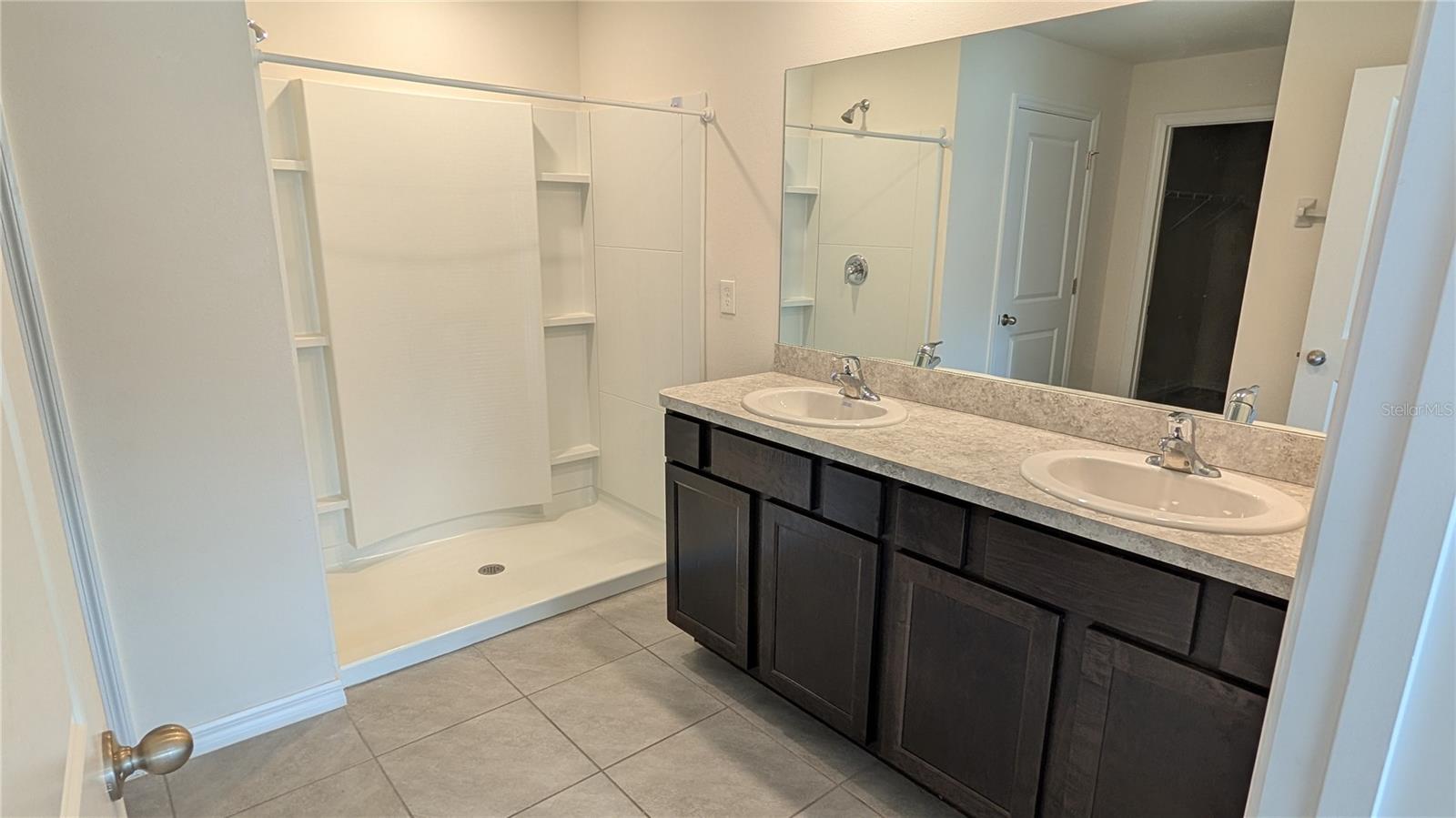 THDAY/MAY - Residential Lease