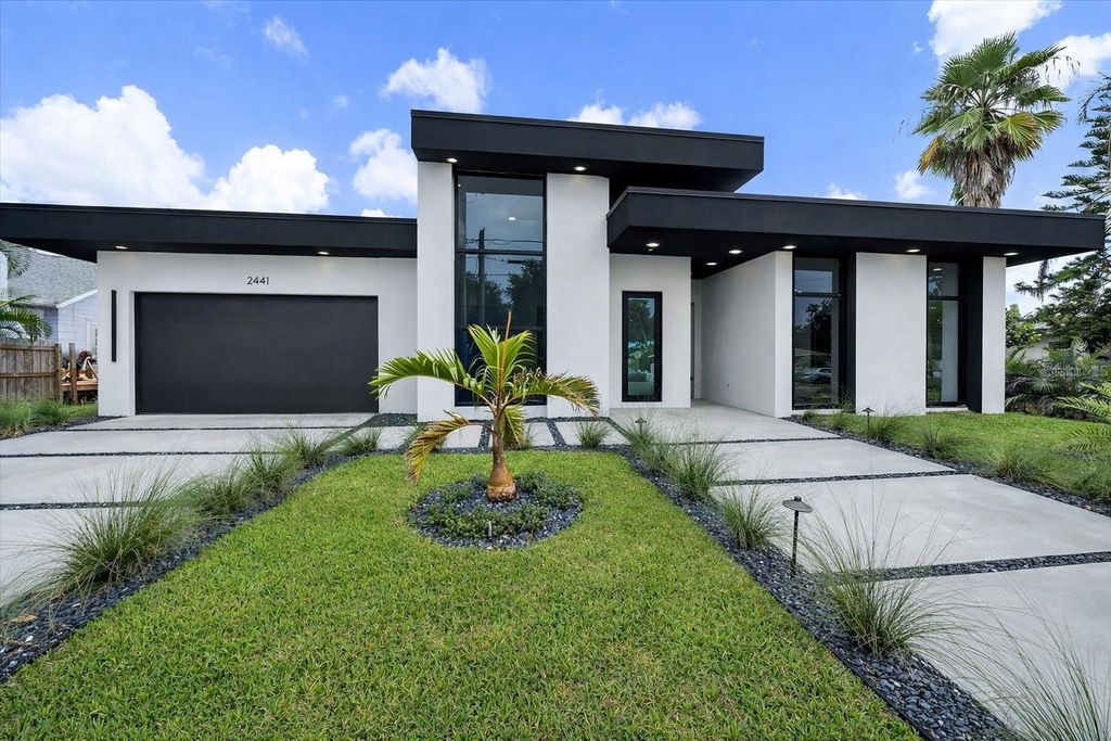 Photo of 2441 Webber Street, Sarasota, FL 34239 (MLS # S5145822)