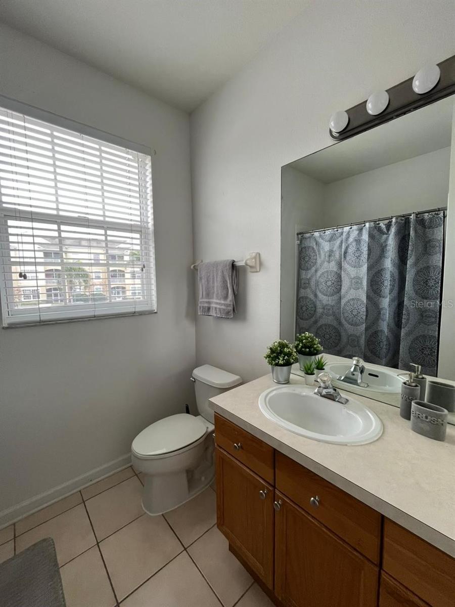 WYNDHAM PALMS CONDO PH 5 - Residential