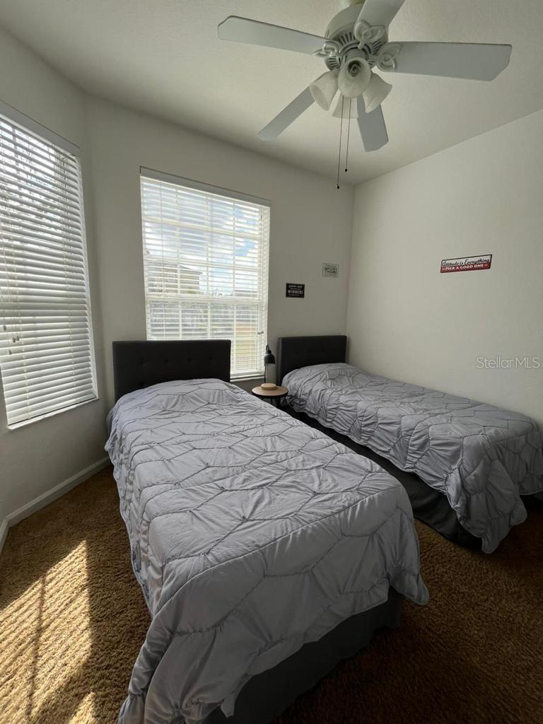WYNDHAM PALMS CONDO PH 5 - Residential