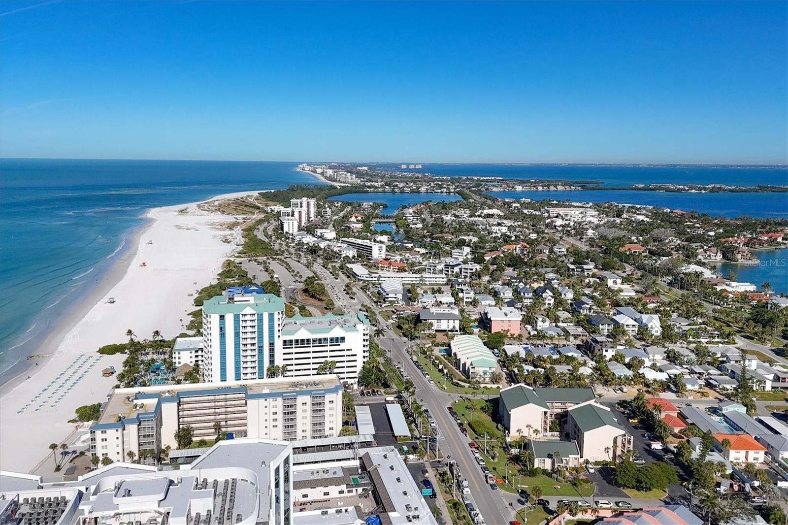 PRESIDENTIAL THE - Residential