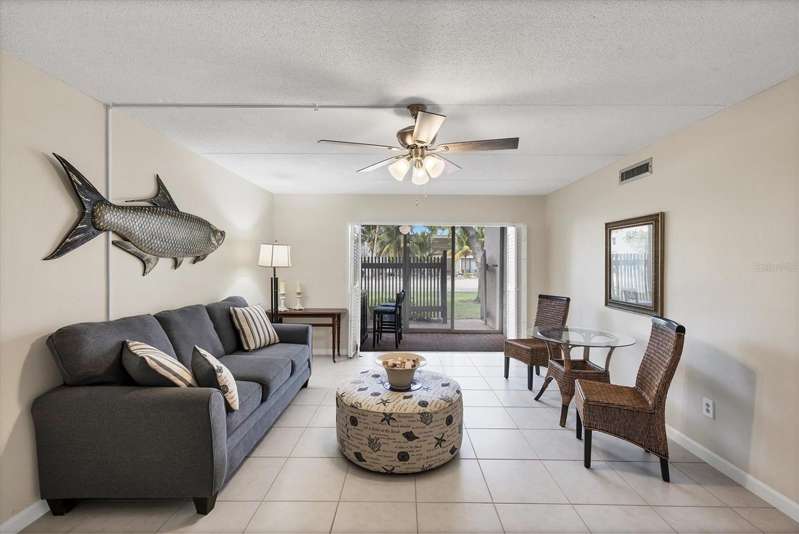 PRESIDENTIAL THE - Residential