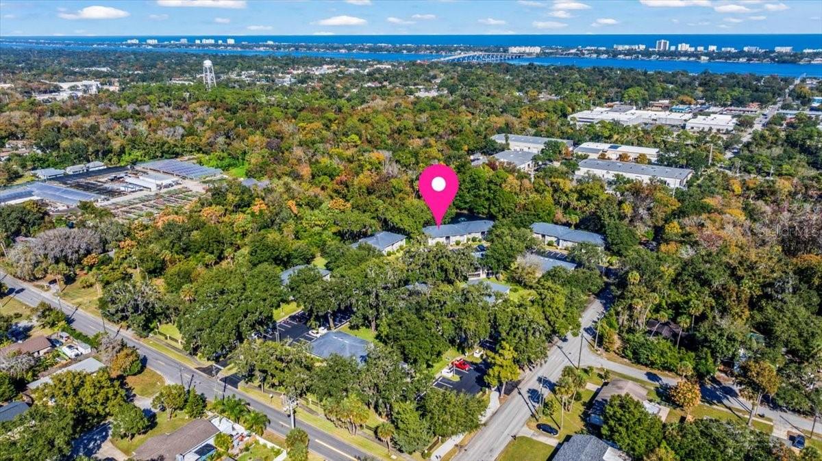 THOUSAND OAKS CONDO - Residential