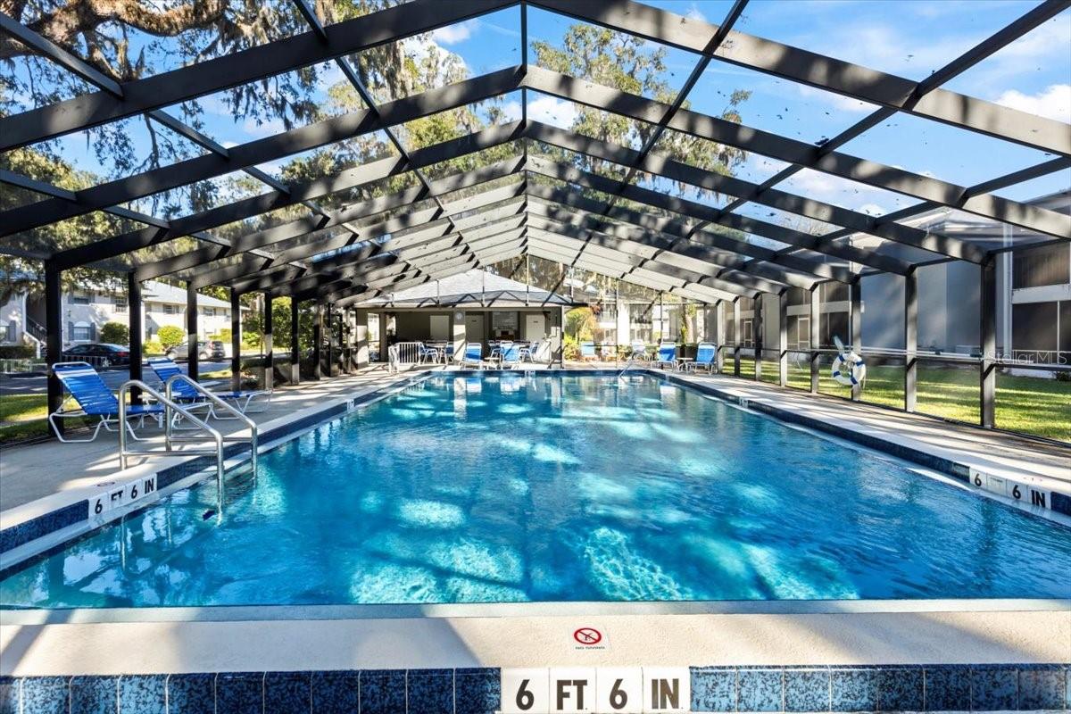 THOUSAND OAKS CONDO - Residential