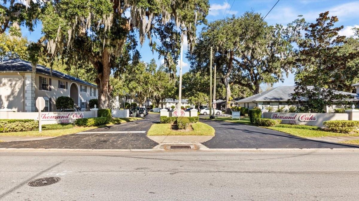 THOUSAND OAKS CONDO - Residential