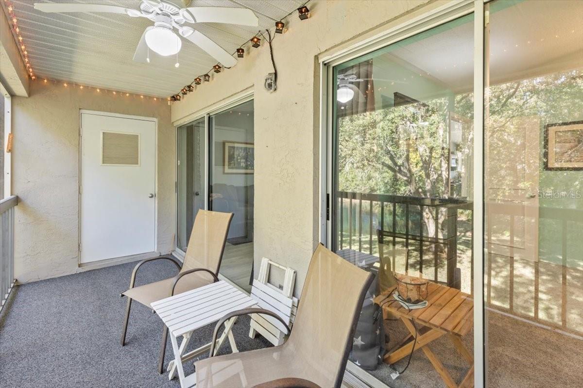 THOUSAND OAKS CONDO - Residential