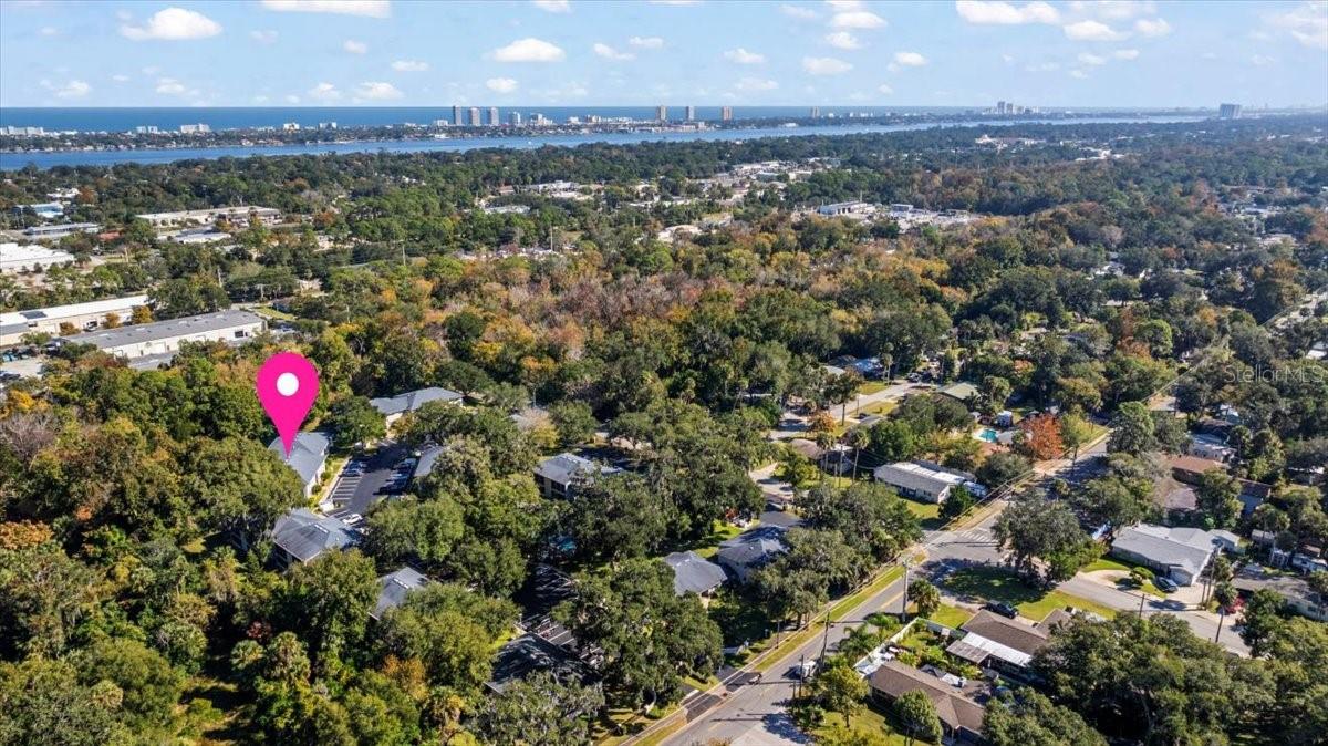 THOUSAND OAKS CONDO - Residential