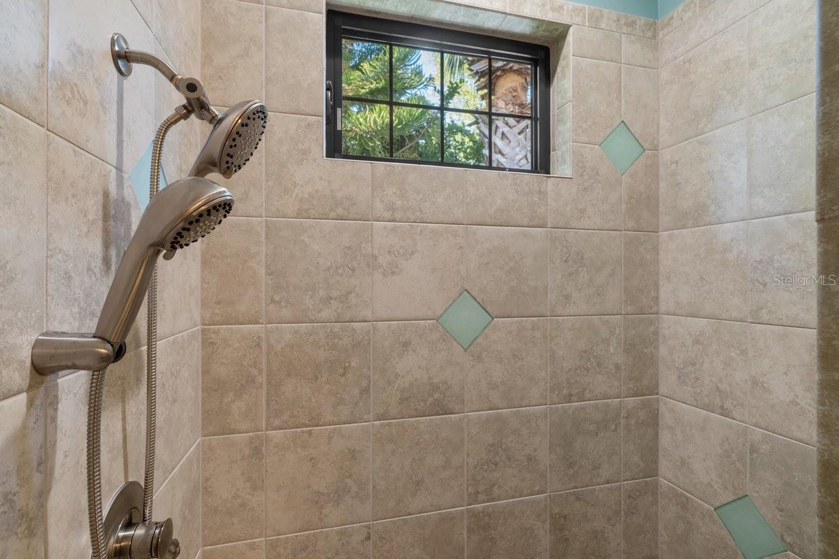 NORTHSHORE 2 - Residential