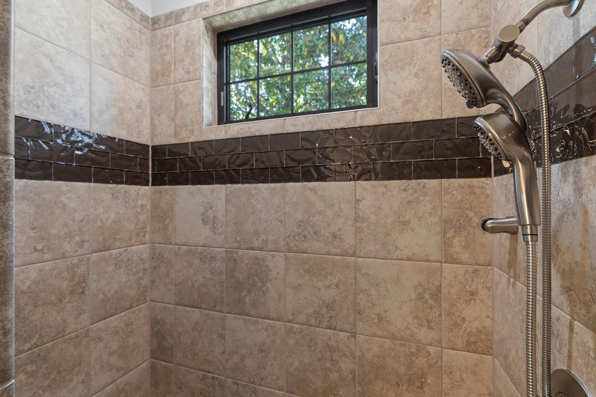 NORTHSHORE 2 - Residential