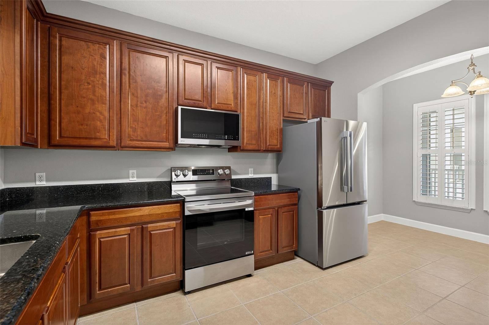 ARTISAN CLUB CONDO PH 4 - Residential