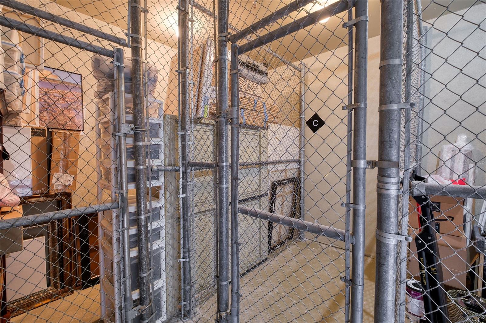 ARTISAN CLUB CONDO PH 4 - Residential