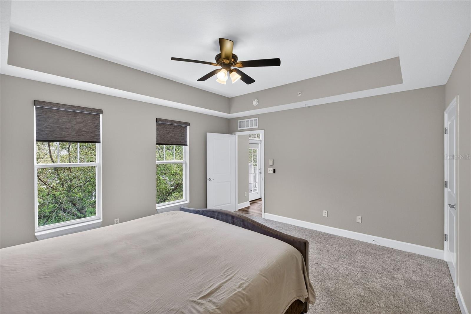 ARTISAN CLUB CONDO PH 4 - Residential