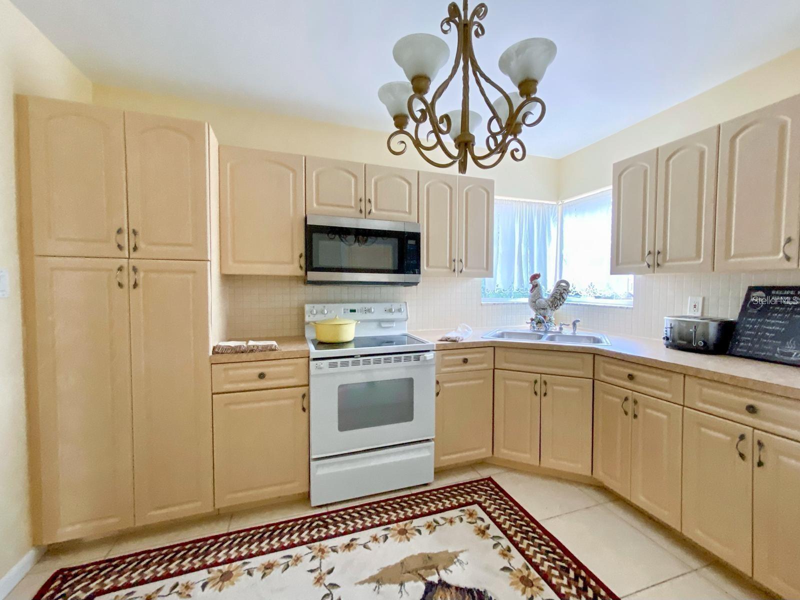 22239 MIDWAY BOULEVARD - Photo 2