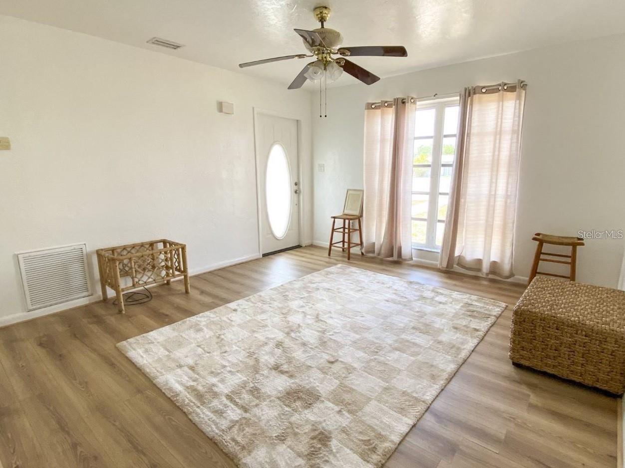 22239 MIDWAY BOULEVARD - Photo 4