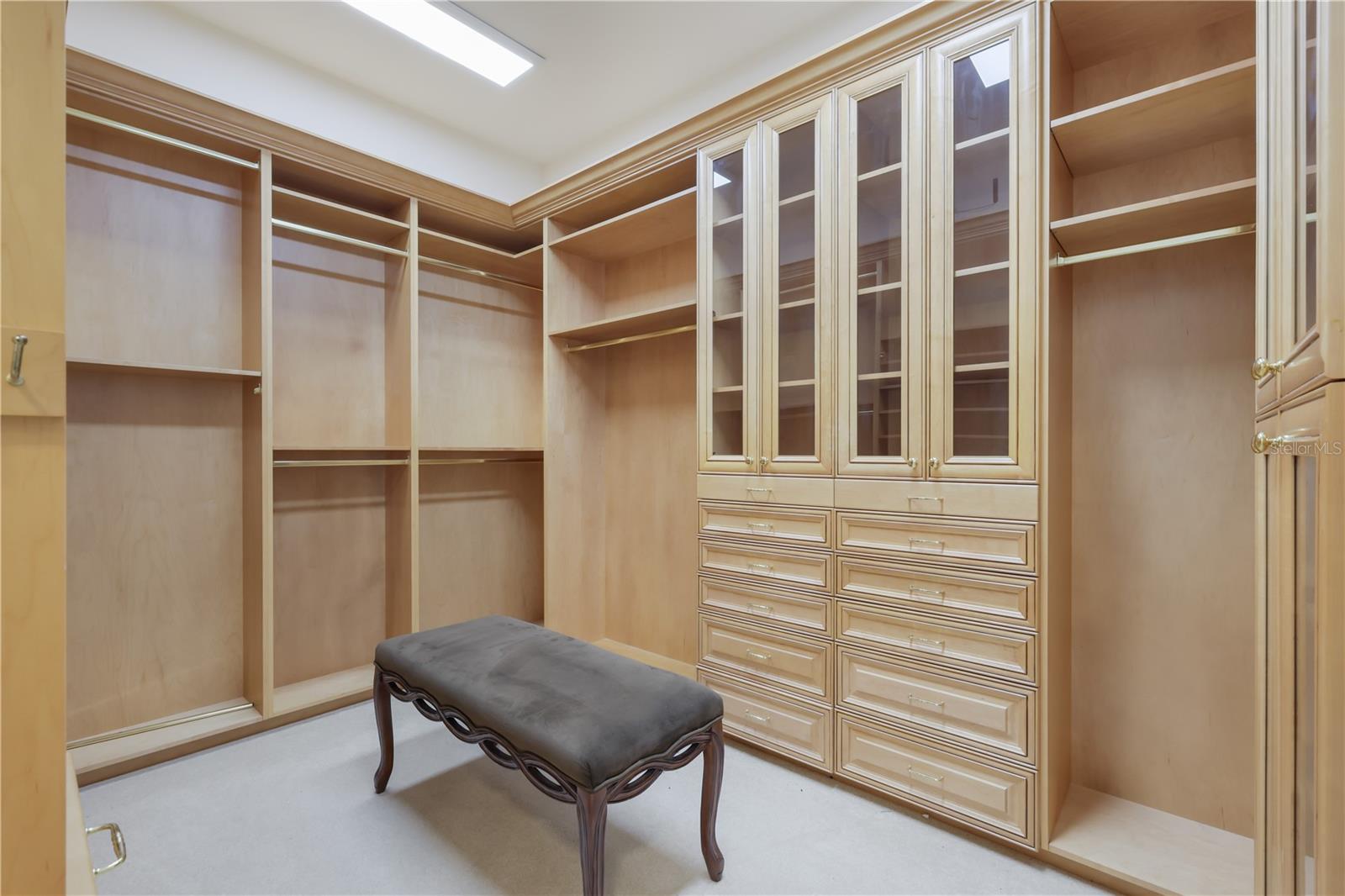 UNIVERSITY PARK COUNTRY CLUB - Residential