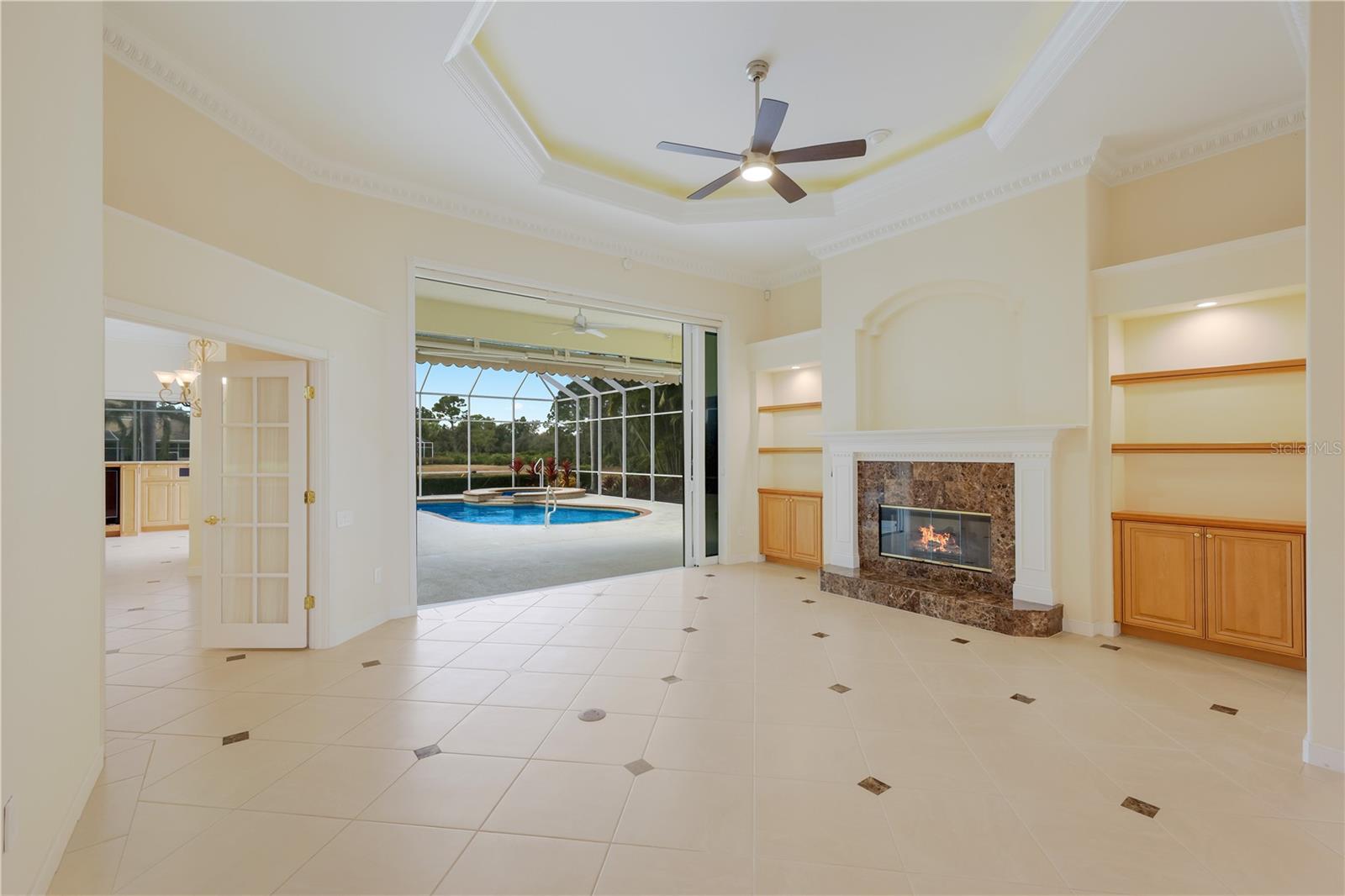 UNIVERSITY PARK COUNTRY CLUB - Residential