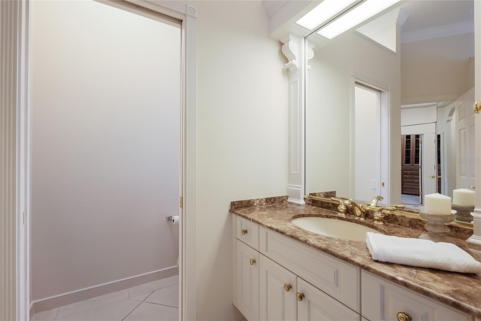 UNIVERSITY PARK COUNTRY CLUB - Residential