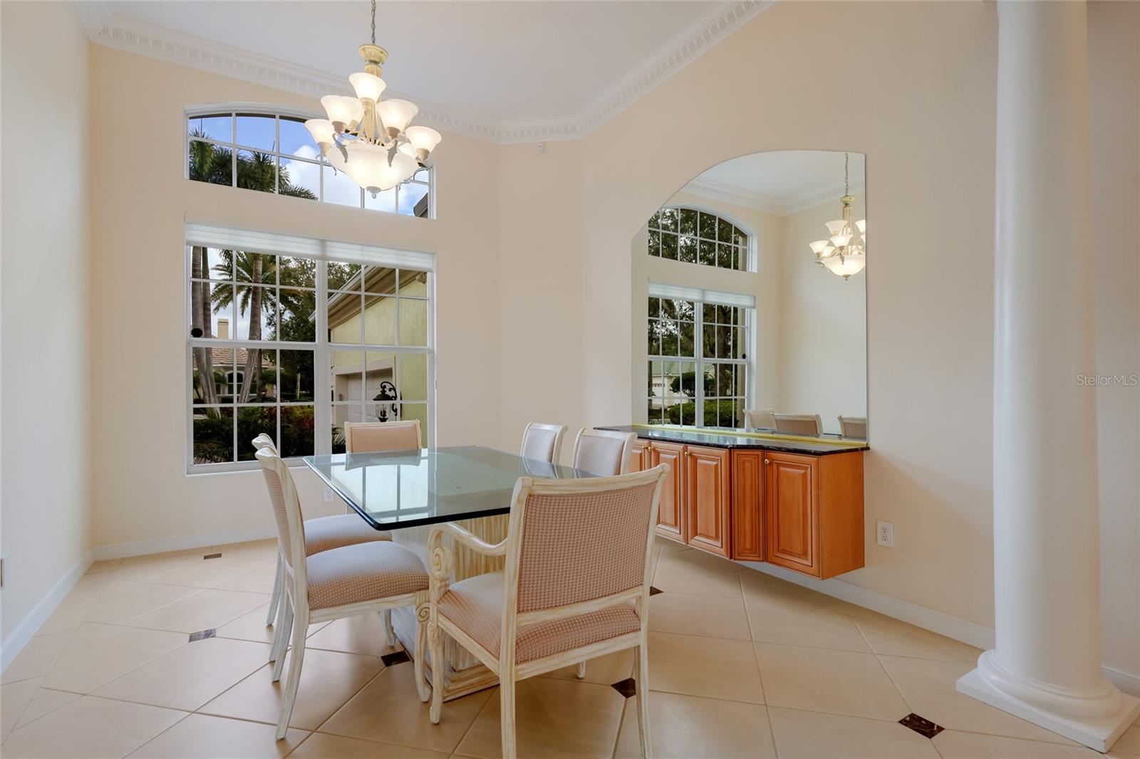 UNIVERSITY PARK COUNTRY CLUB - Residential