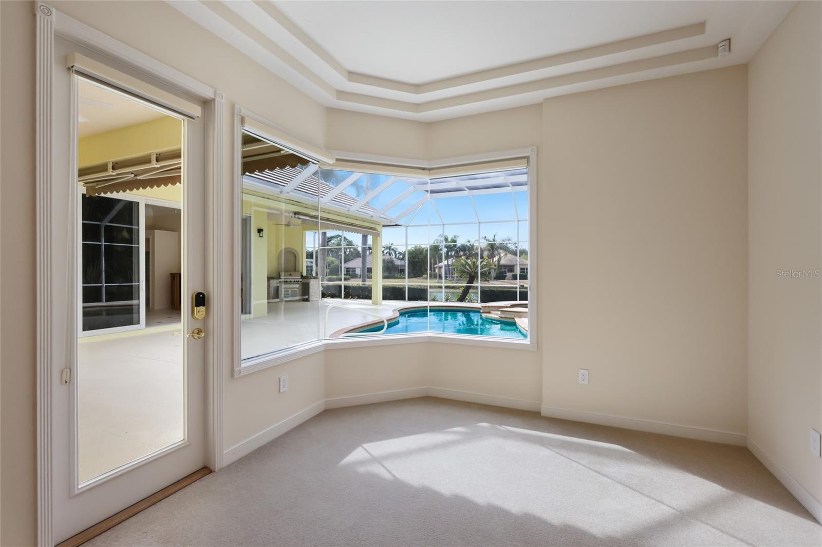 UNIVERSITY PARK COUNTRY CLUB - Residential