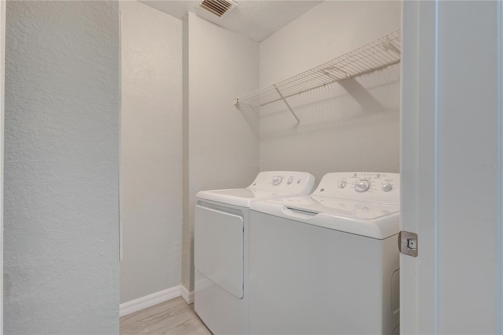 GRAND RESERVE/KIRKMAN PARKE CO - Residential