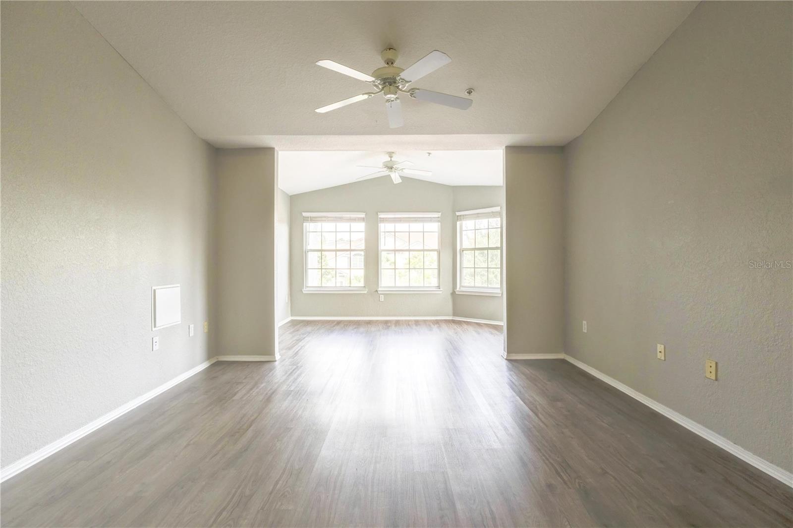 GRAND RESERVE/KIRKMAN PARKE CO - Residential