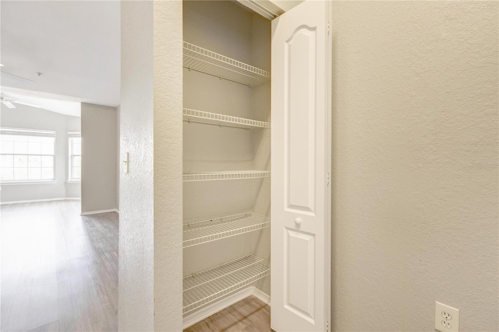 GRAND RESERVE/KIRKMAN PARKE CO - Residential