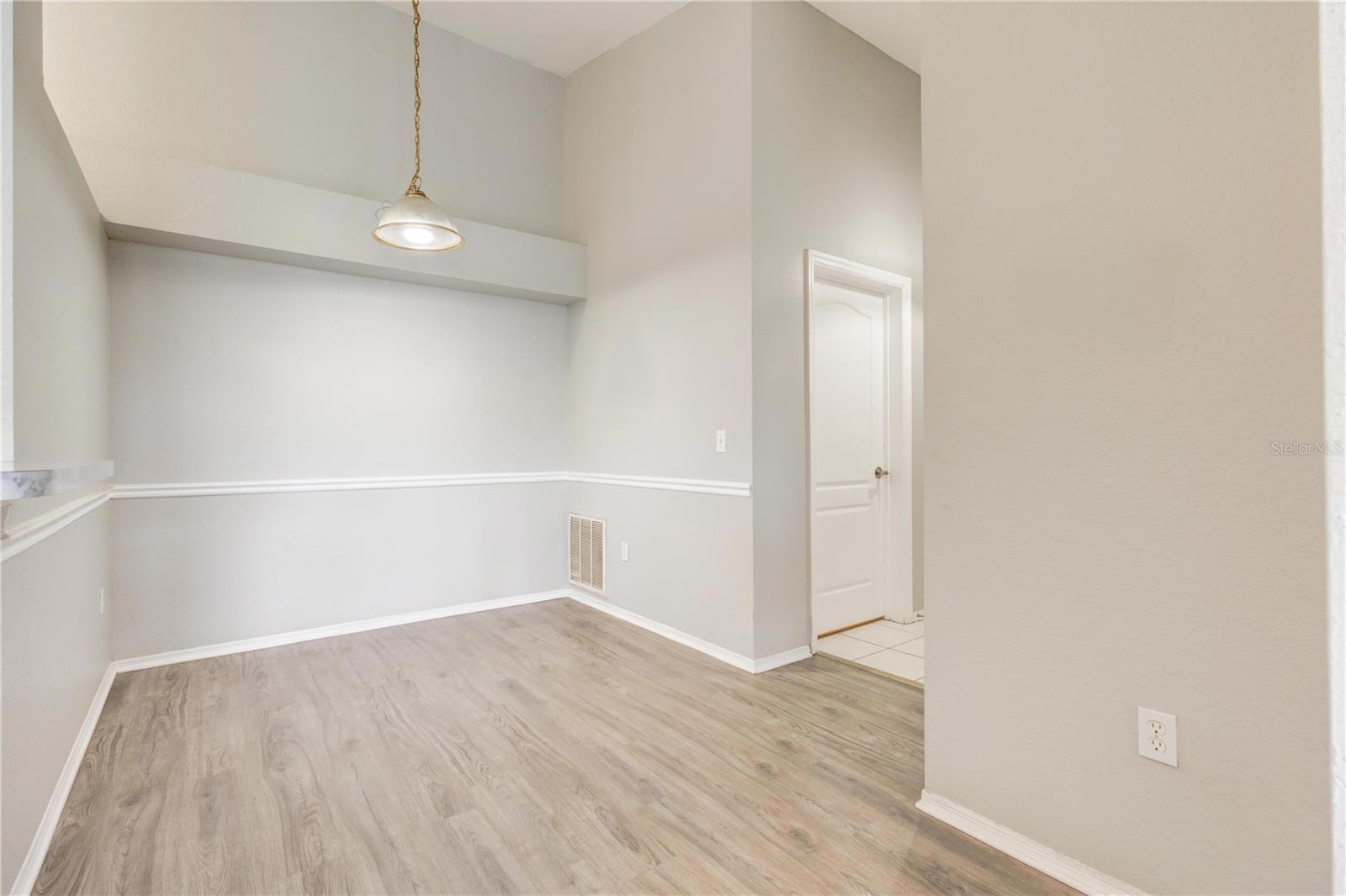 GRAND RESERVE/KIRKMAN PARKE CO - Residential