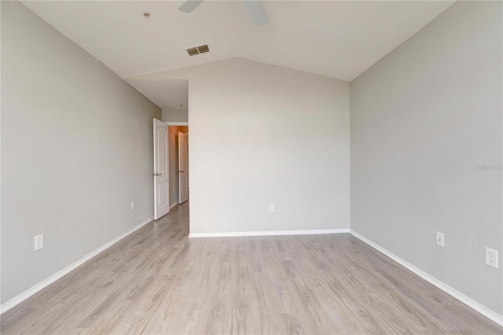 GRAND RESERVE/KIRKMAN PARKE CO - Residential