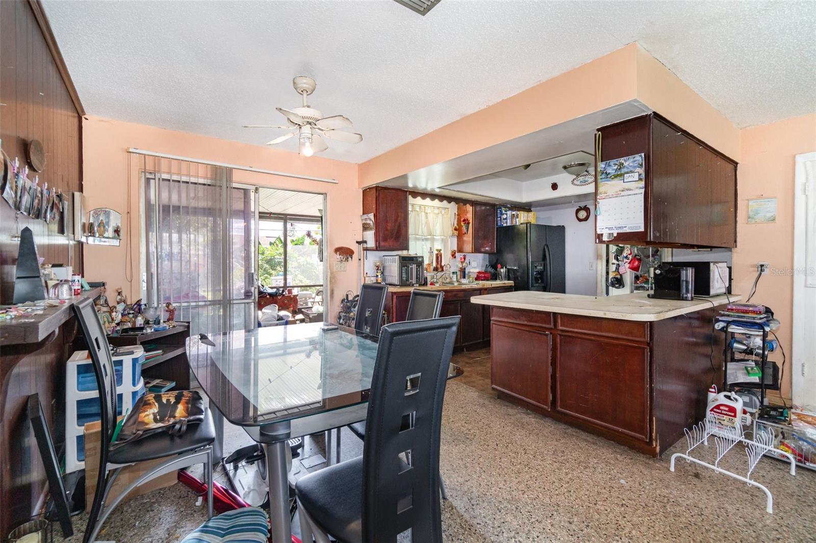 SKY LAKE UNIT FOUR - Residential