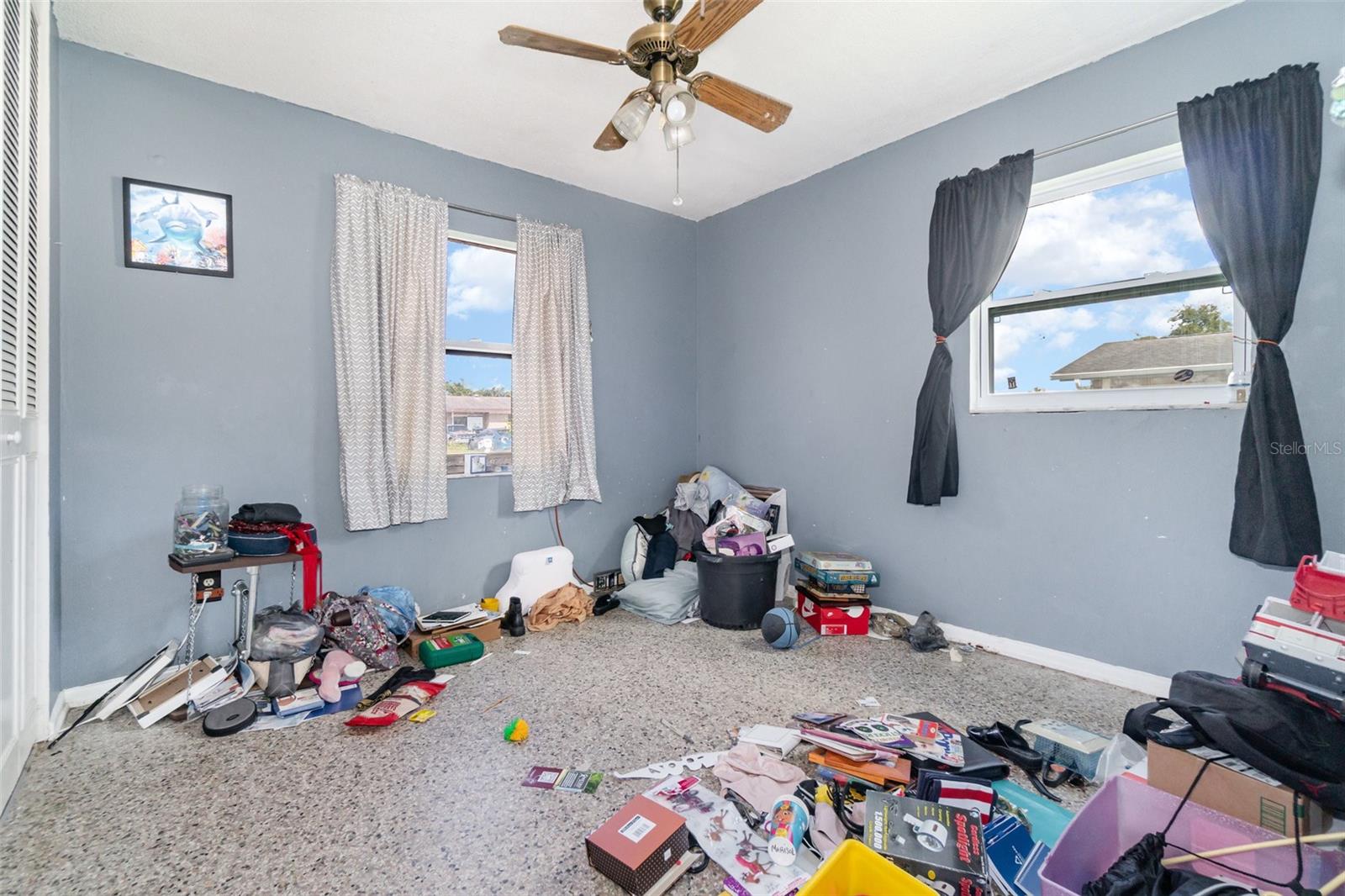 SKY LAKE UNIT FOUR - Residential