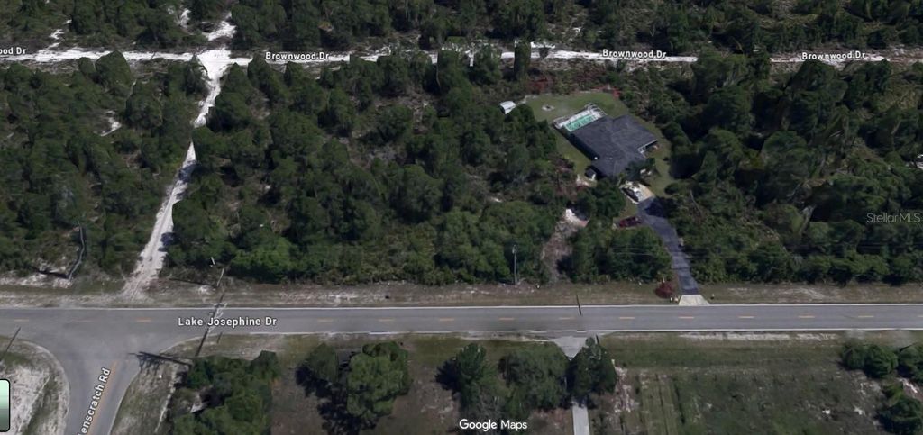 Photo of 3052 Lake Josephine Drive, Sebring, FL 33875 (MLS # O6357045)
