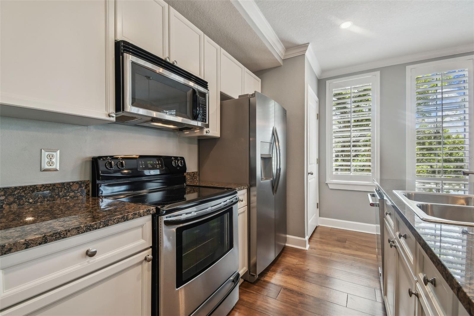 435 S OREGON AVENUE 304
