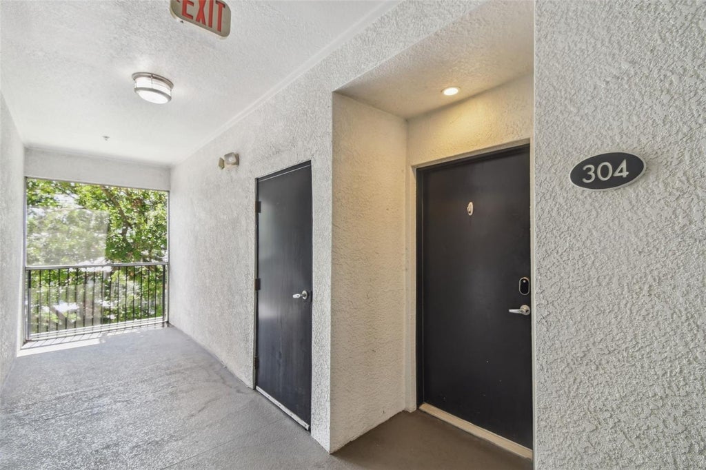 Photo of 435 S Oregon Avenue #304, Tampa, FL 33606 (MLS # TB8552785)