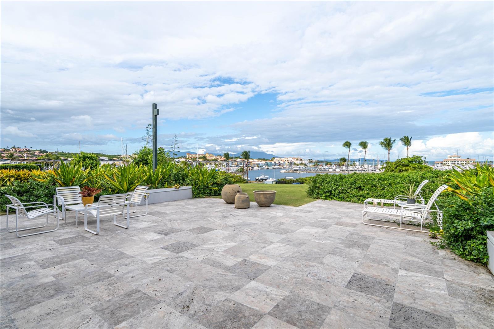 HARBOUR VIEW - Residential