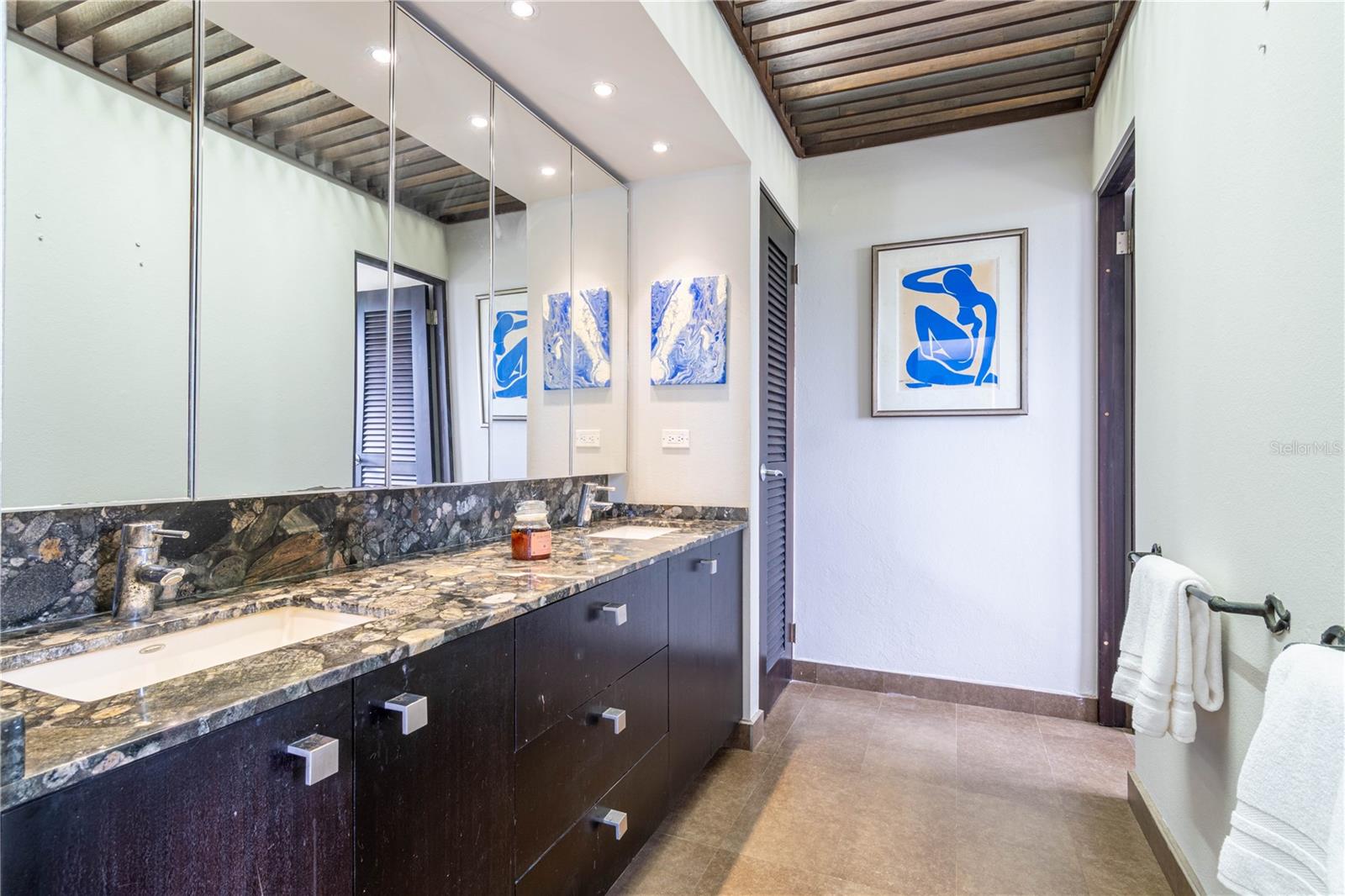 HARBOUR VIEW - Residential